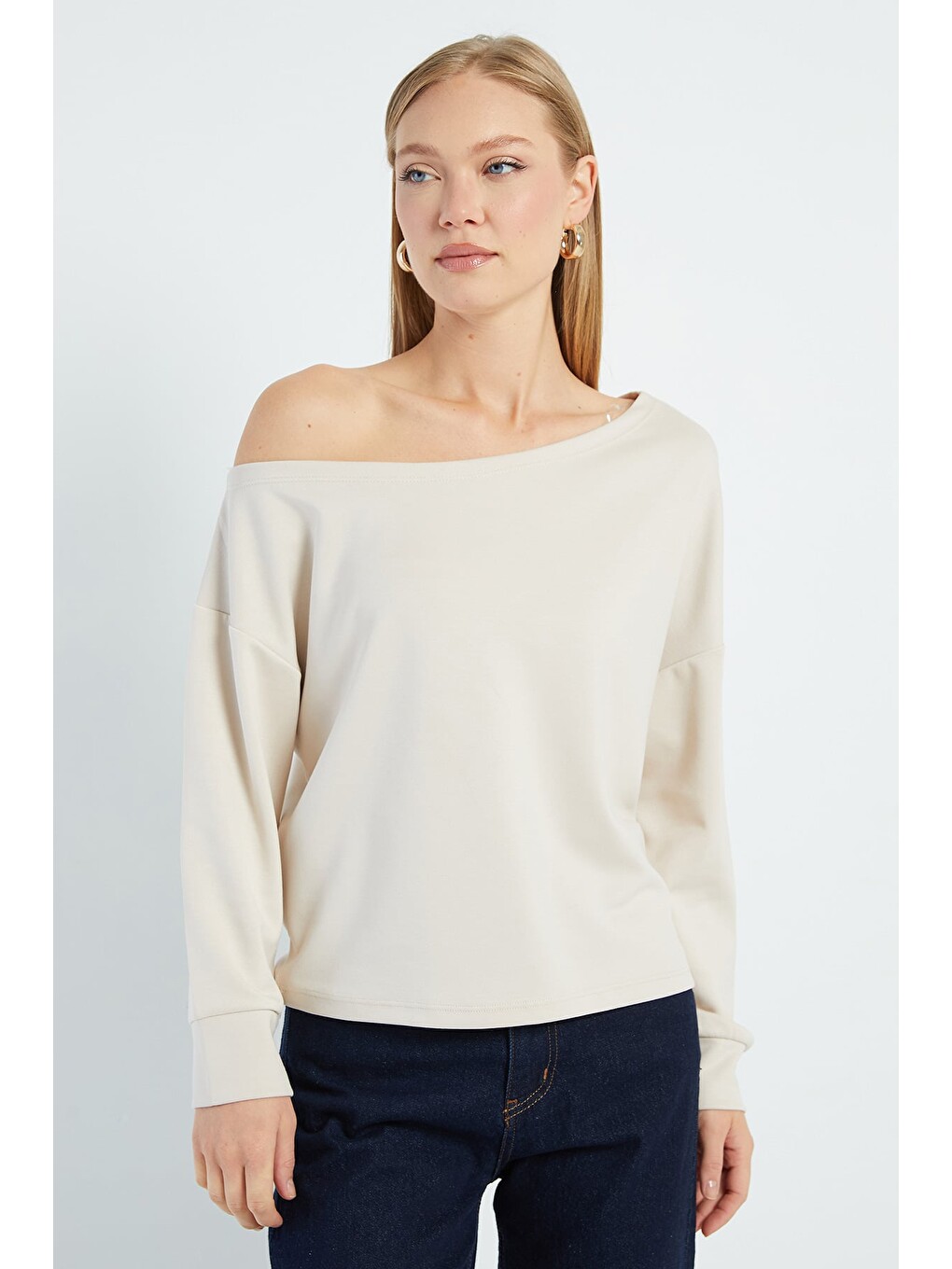 Bej Basic Kayık Yaka Modal Sweatshirt-2