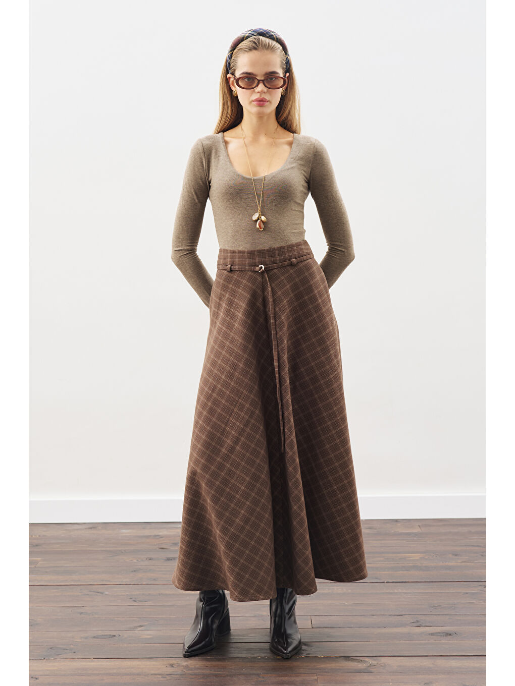 Ekose Desenli Geniş Etek Kahverengi-1