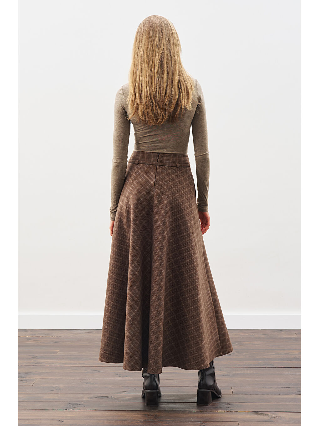 Ekose Desenli Geniş Etek Kahverengi-6