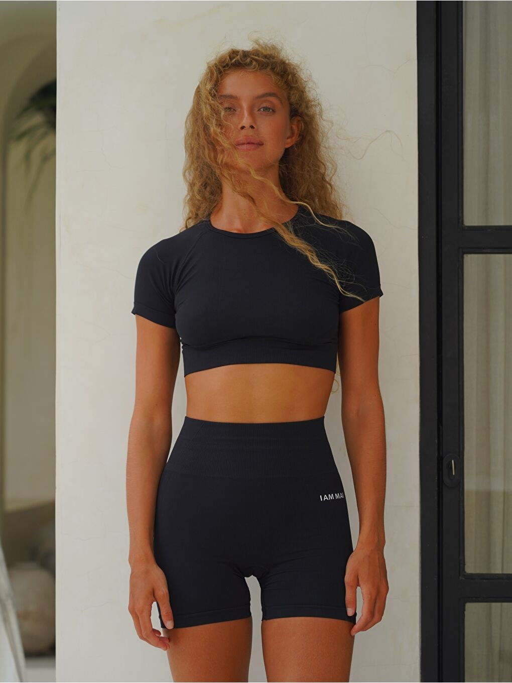 Rufus Siyah Kısa Kollu Crop Top