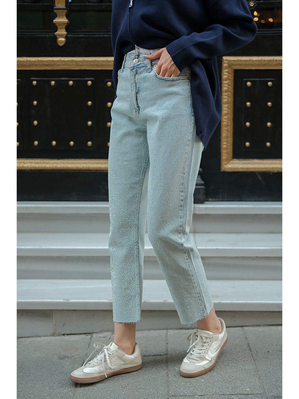 Kadın Taşlı Jean Pantolon Buz Mavi-4