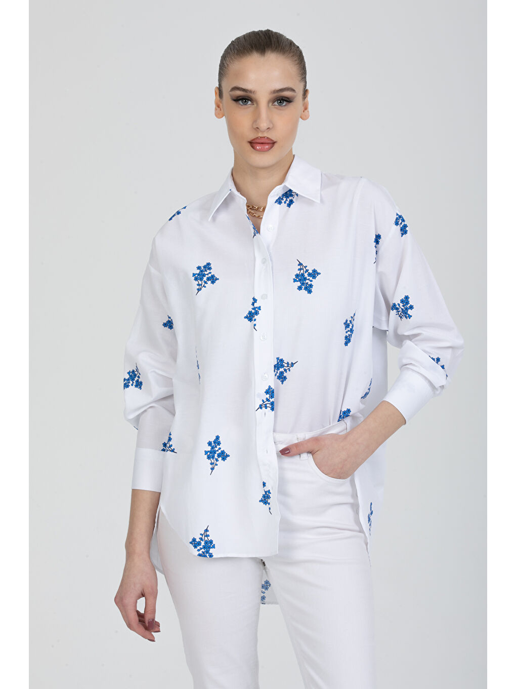 Mavi Çiçek Baskılı Oversize Gömlek