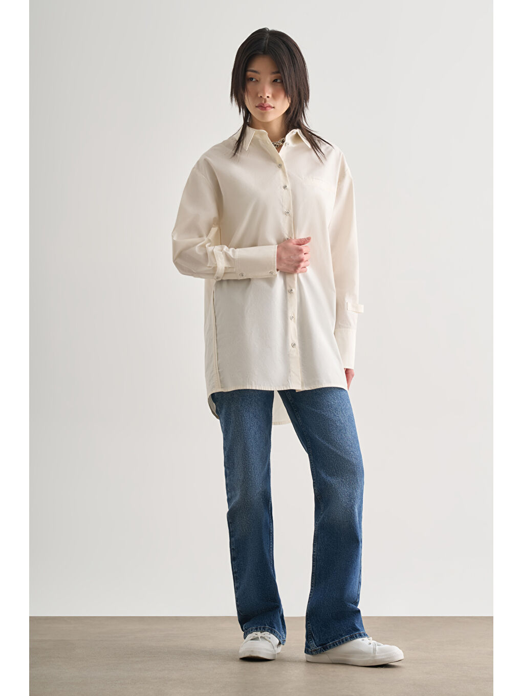 Premium Saf Pamuk Kol Manşet Detaylı Ekru Uzun Gömlek