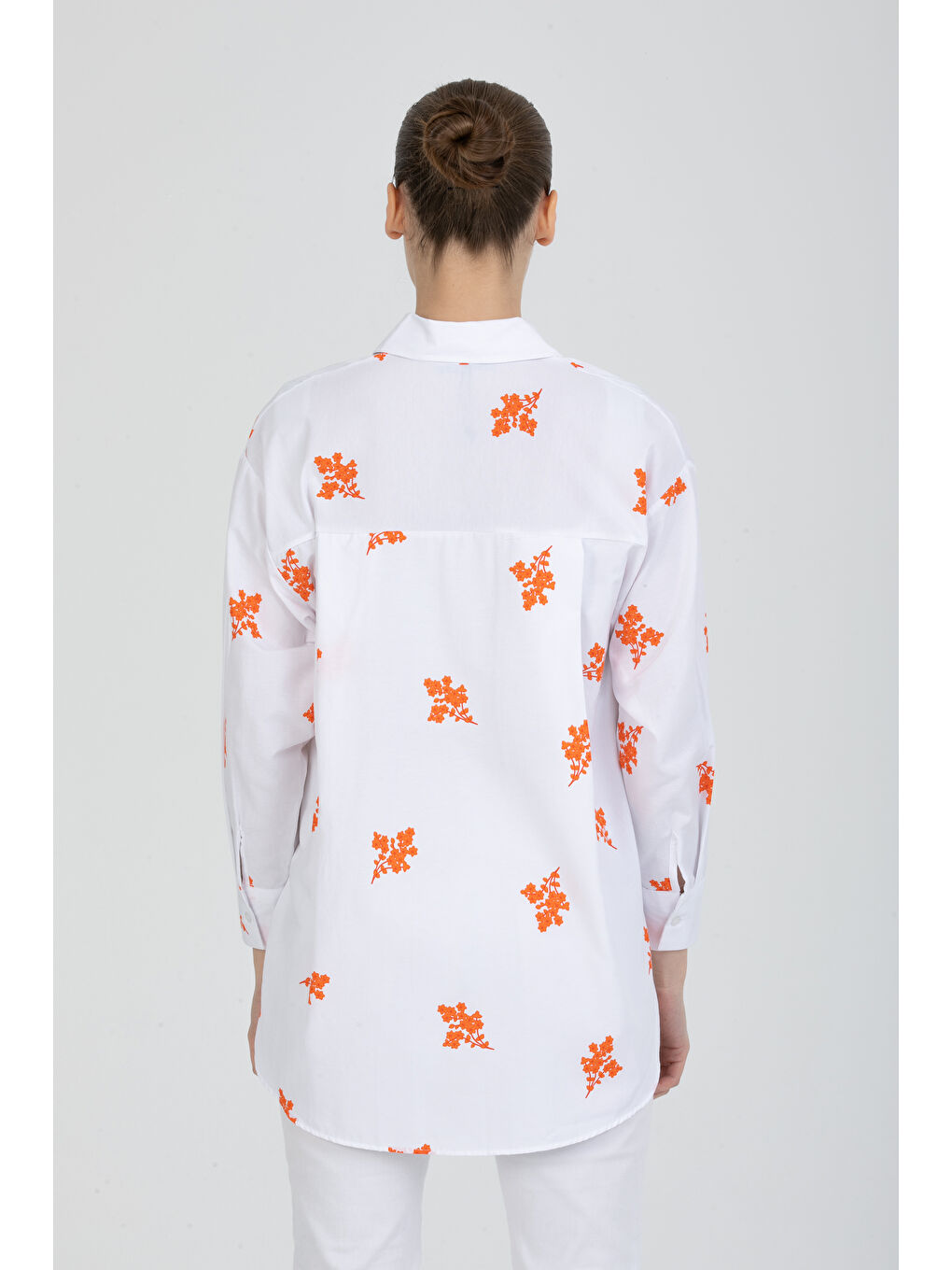 Turuncu Çiçek Baskılı Oversize Gömlek-4