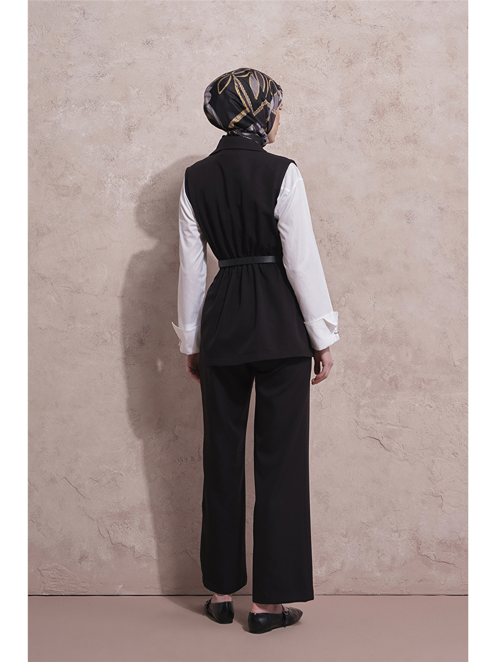 Beli Lastikli Yelekli Takım Siyah-5