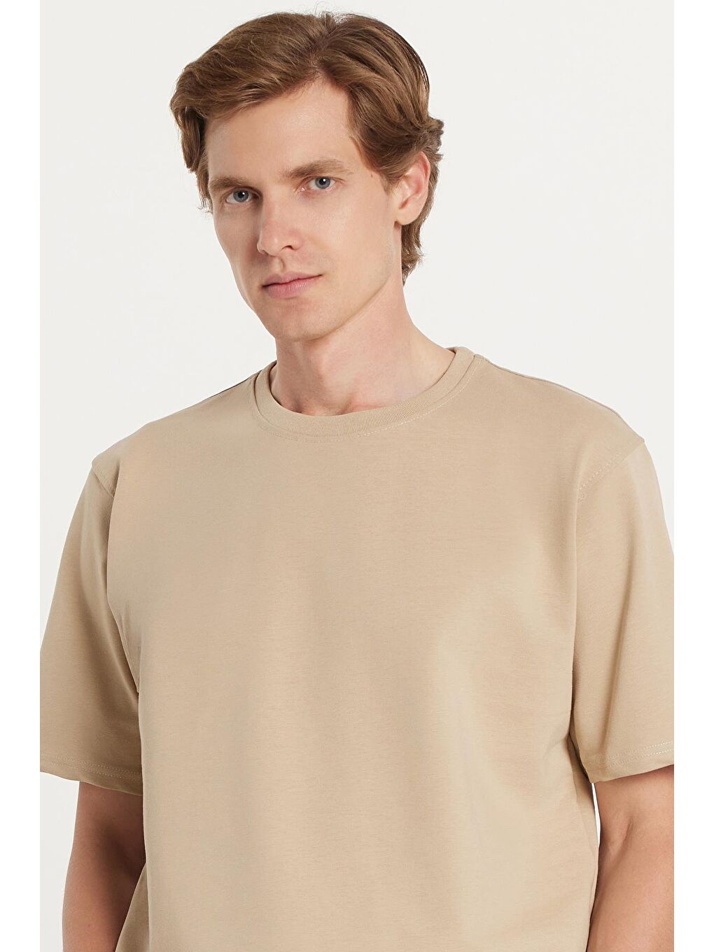 Erkek Standart Fit Normal Kesim Pamuklu Bisiklet Yaka Beli Bağcıklı Ekru Eşofman Takımı-1