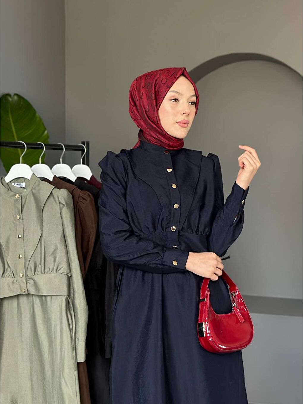 Lacivert Kadın Büzgülü Balon Kol Düğmeli Uzun Elbise-6