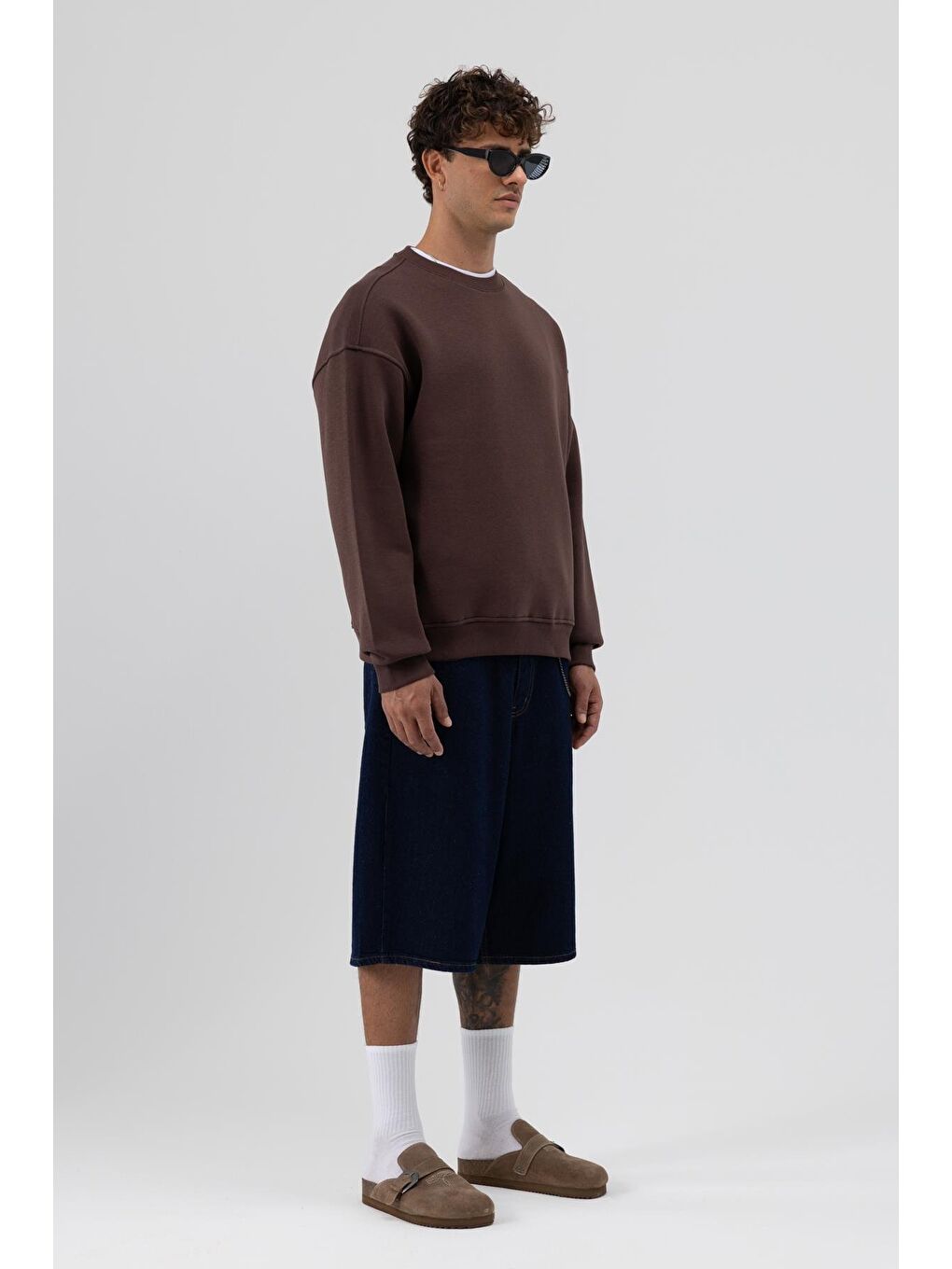 Kahverengi Basic Bisiklet Yaka Oversize Sweatshirt Kahve-3