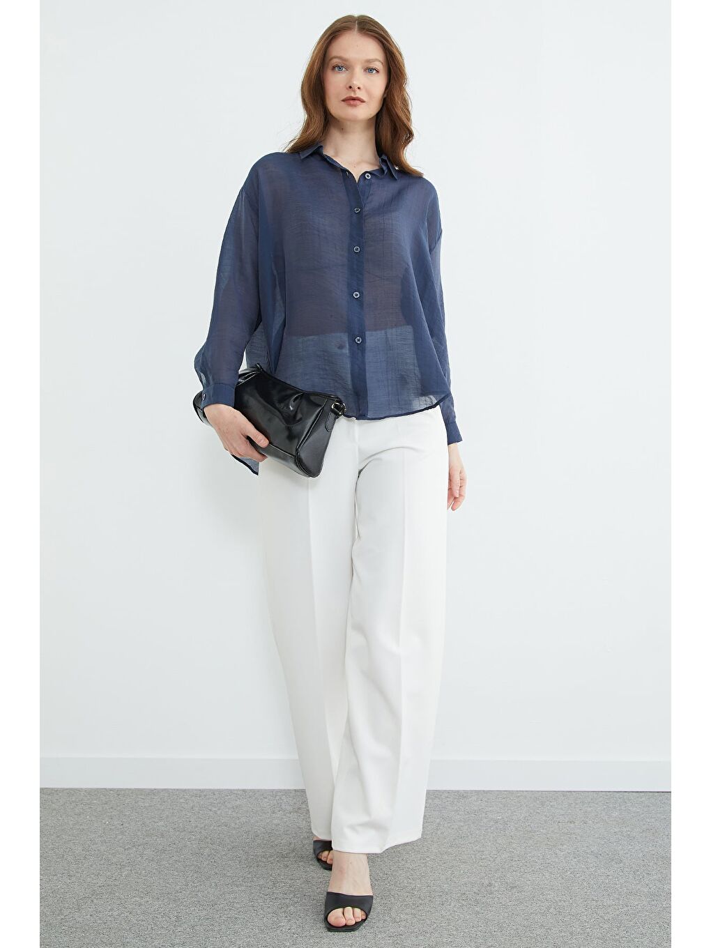 Lacivert Jakarlı Düğmeli Transparan Gömlek-2