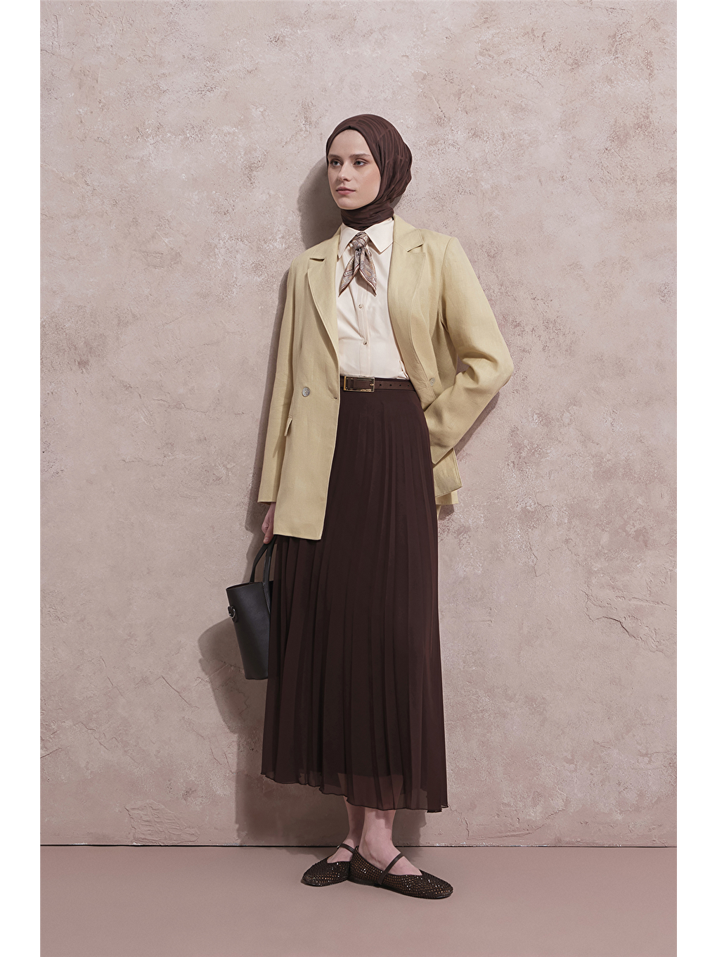 Kahverengi Piliseli Etek Acı Kahve