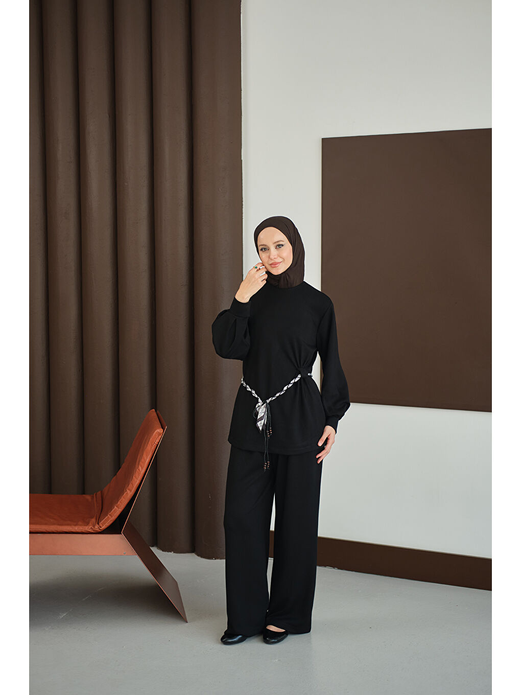 Kadın Kemeri Desenli Takım Siyah-1