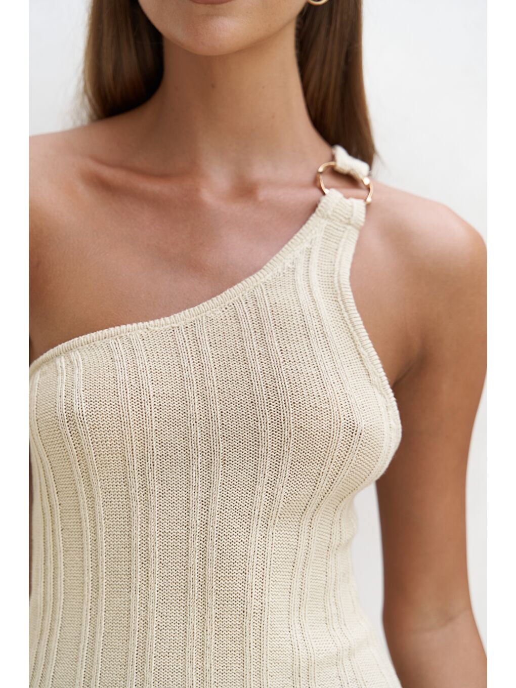 Endah Halka Detaylı Asimetrik Bej Uzun Triko Elbise-7