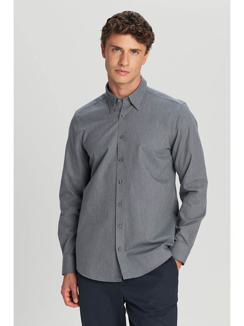 Erkek Gri %100 Pamuk Flanel Slim Fit Dar Kesim Gizli Düğmeli Yaka Desenli Gömlek-2