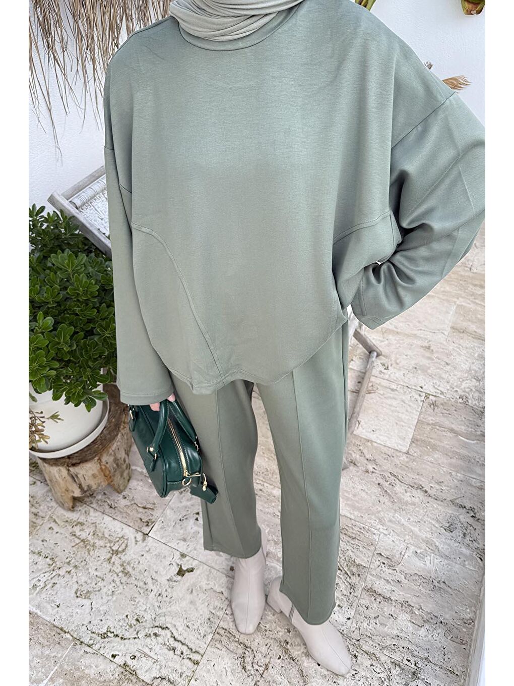 Kup Detaylı Eşofman Takımı Haki-2