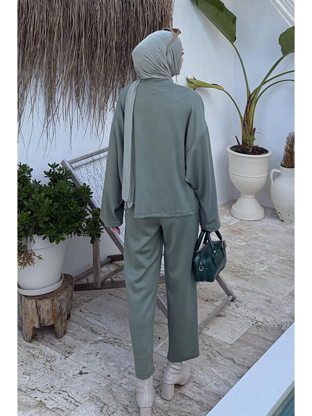 Kup Detaylı Eşofman Takımı Haki-3