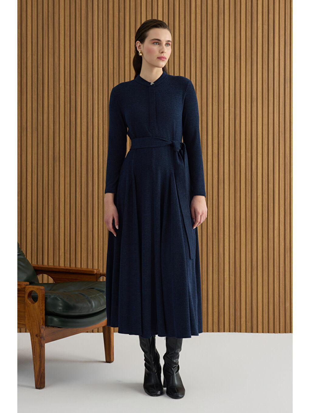 Lacivert Seyyar Kuşaklı ,Kloş Örme Elbise-2