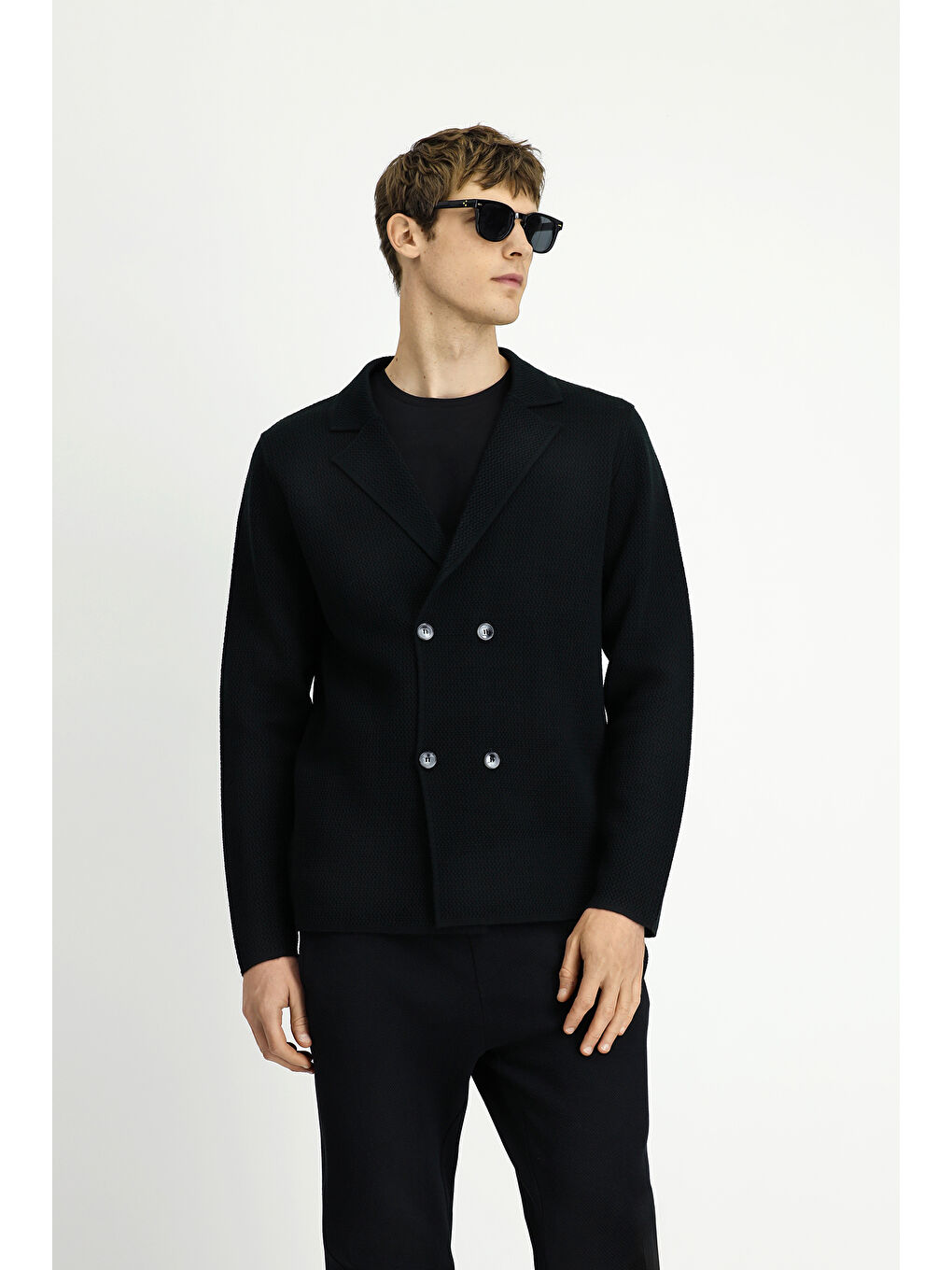 Siyah Yünlü Kruvaze Triko Hırka