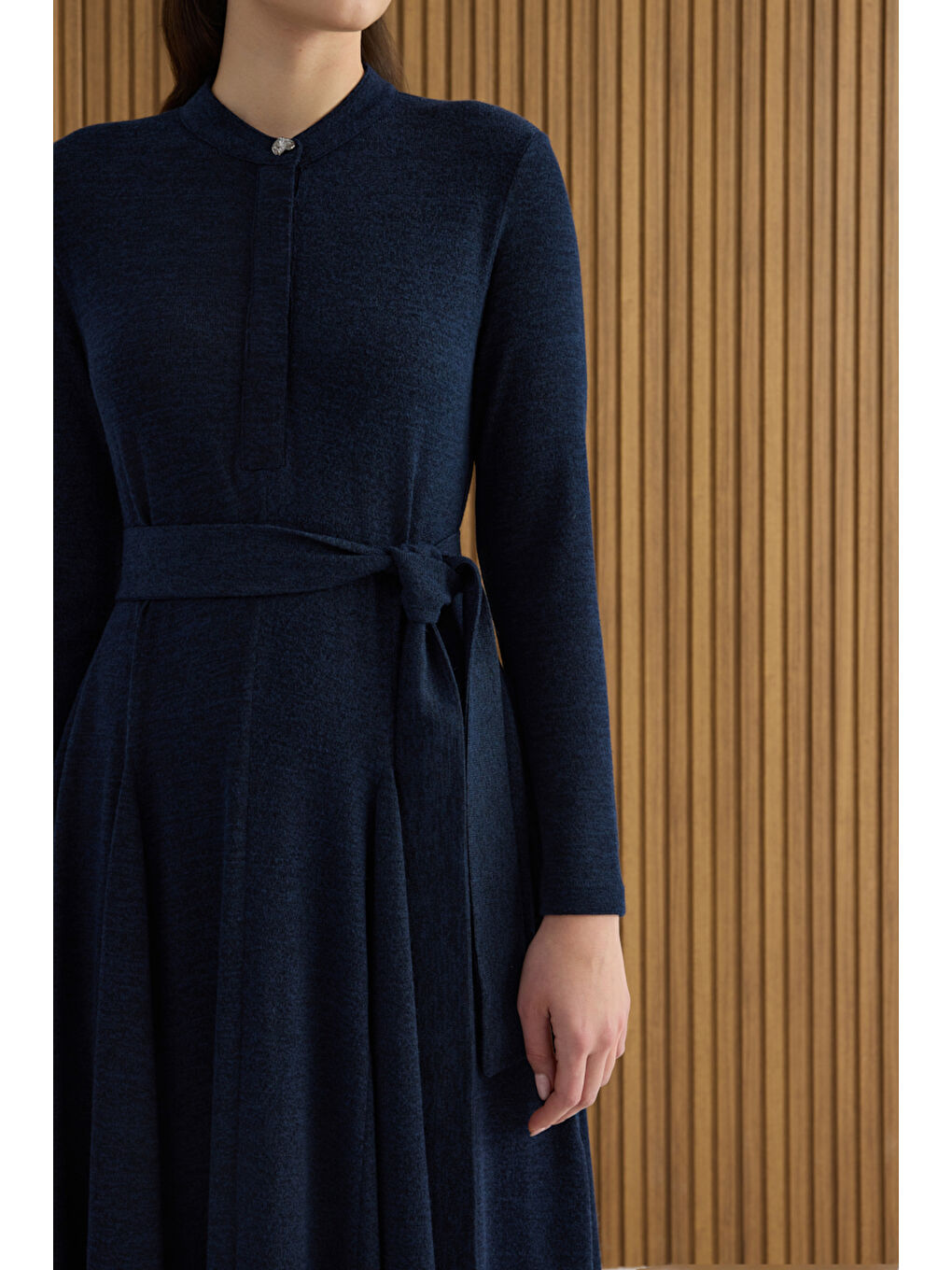 Lacivert Seyyar Kuşaklı ,Kloş Örme Elbise-4