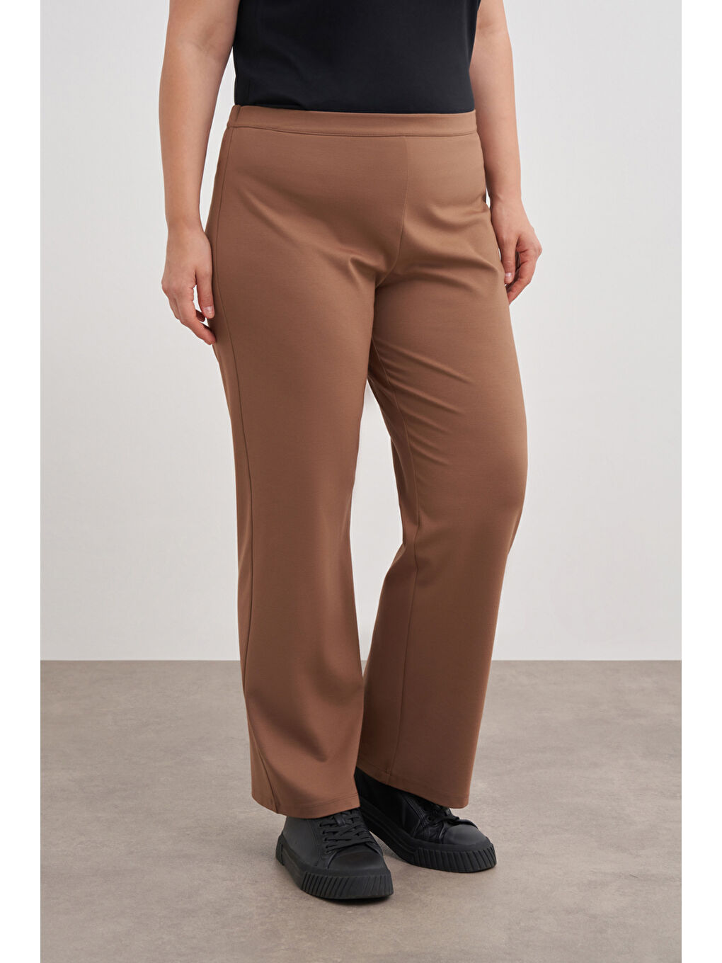 Kahverengi Camel Rahat Kesim Pantolon-2