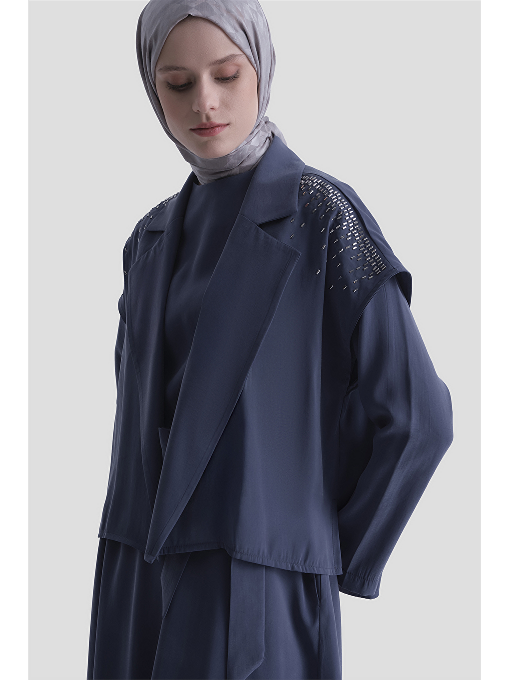 Taş İşlemeli Yelekli Takım Lacivert-3