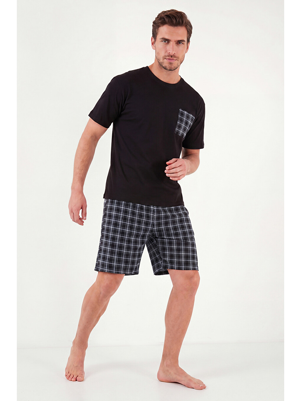 Siyah Kareli Pamuklu Regular Fit Şortlu Pijama Takımı 6572021-1