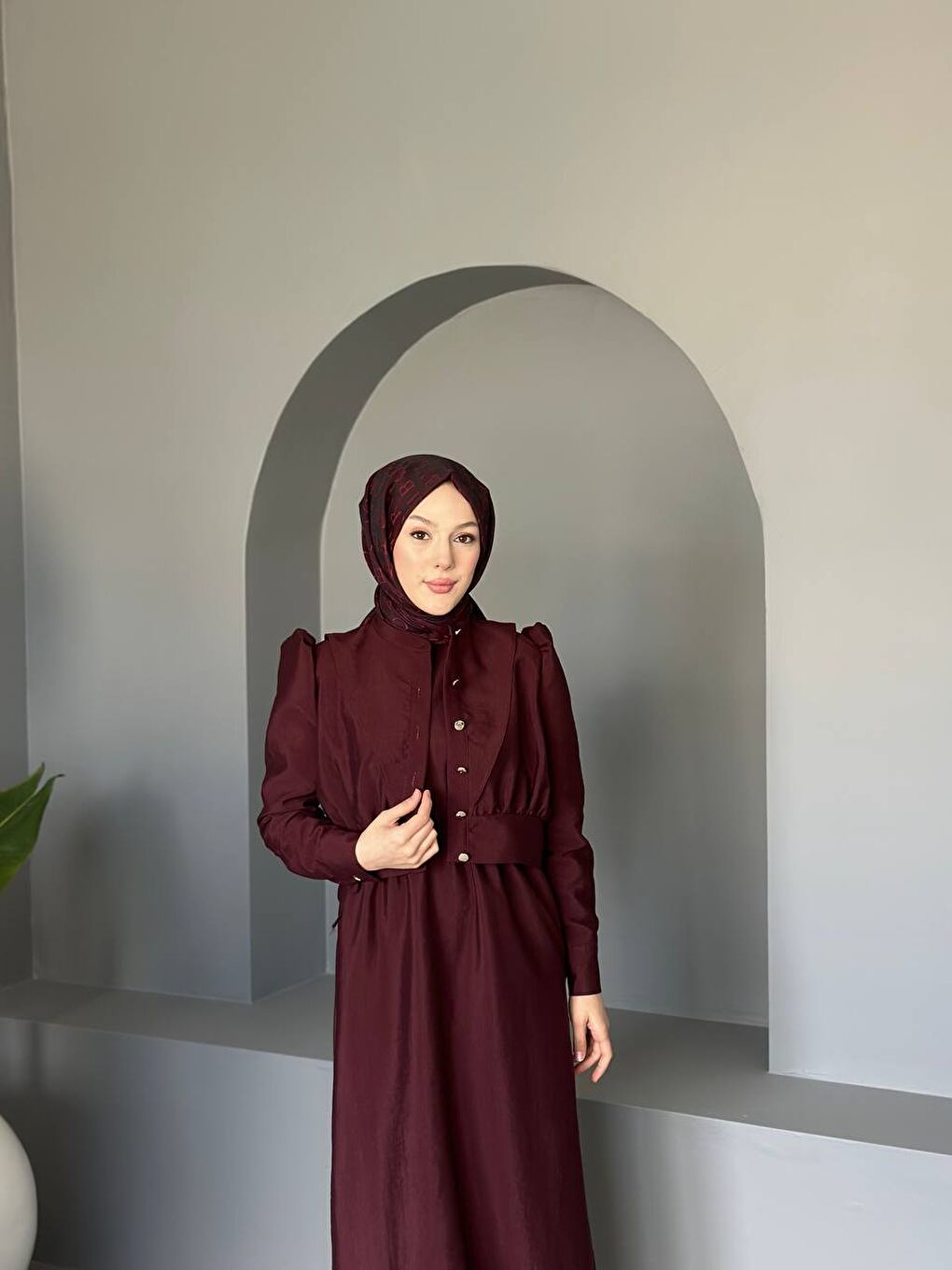 Bordo Kadın Büzgülü Balon Kol Düğmeli Uzun Elbise-2