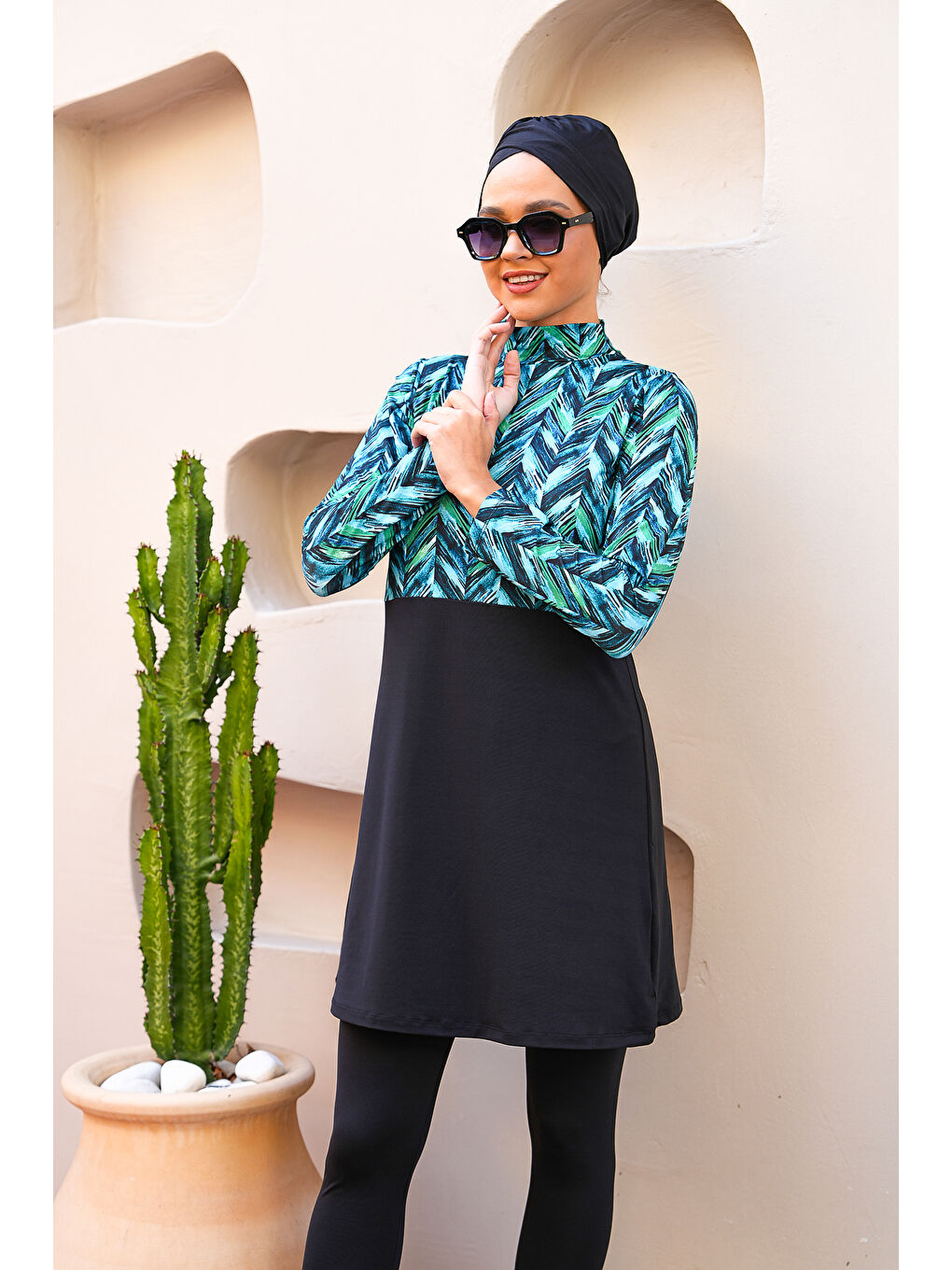 Siyah Dijital Baskılı Taytlı Kapalı Tesettür Mayo 3752-3