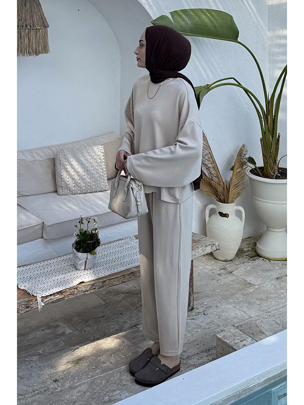 Kup Detaylı Eşofman Takımı Bej-1