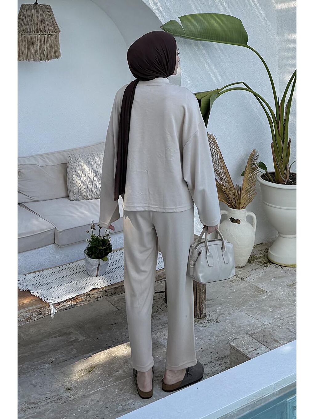 Kup Detaylı Eşofman Takımı Bej-3