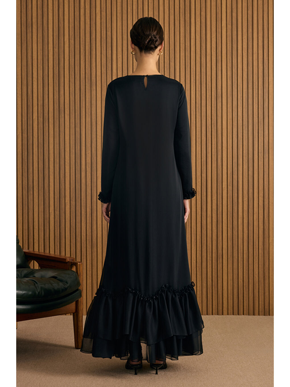 Siyah Fırfırlı Şifon Elbise-5