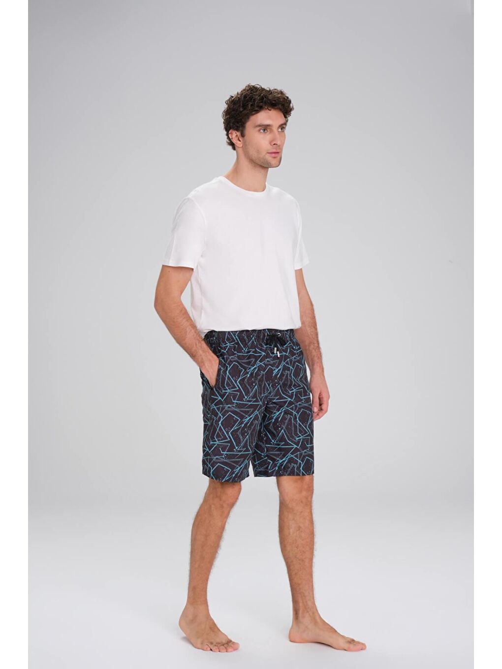 Desenli Siyah Kısa Erkek Havuz Ve Deniz Şortu 2428-3