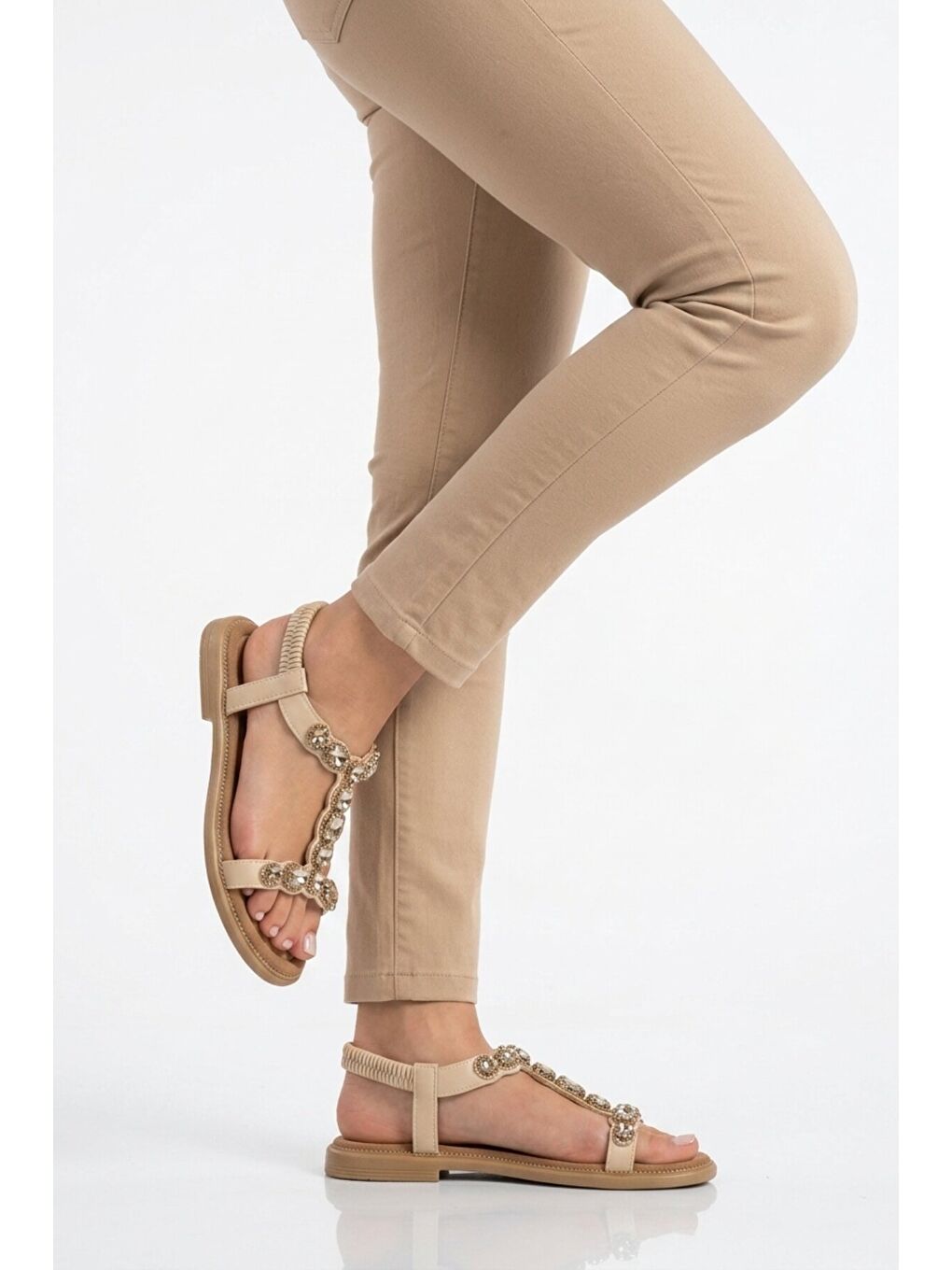 Bej Hafif İnce Taban Kadın Sandalet 358165 Z-1