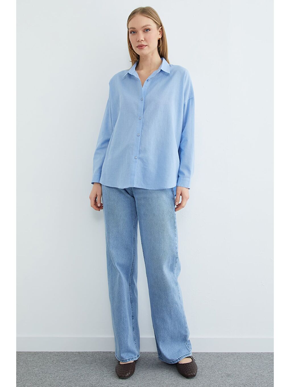 Mavi Basic Keten Görünümlü Oversize Gömlek-4