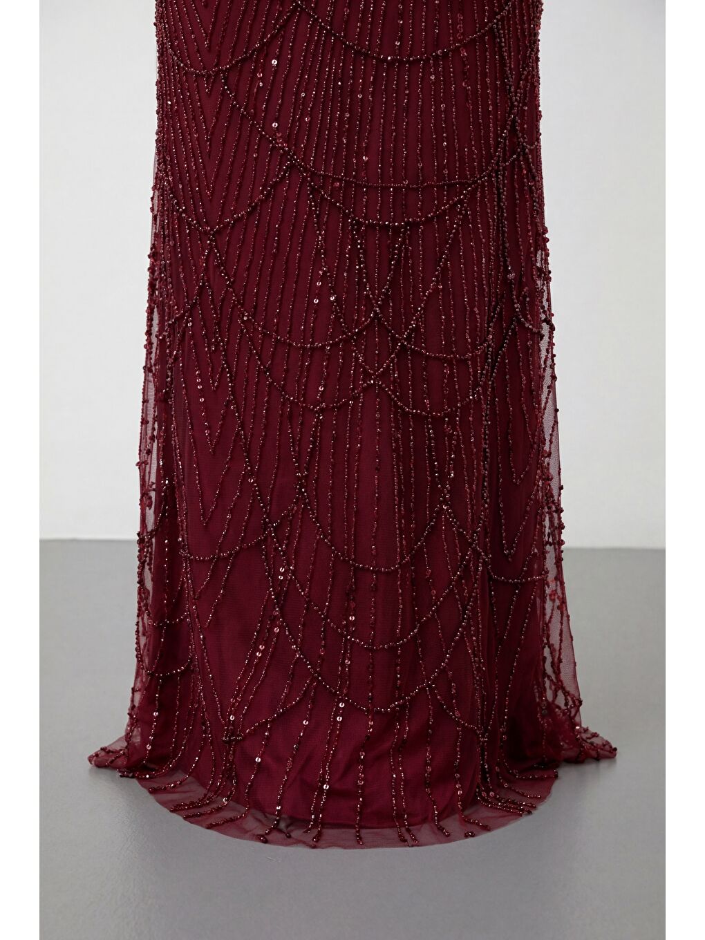 Kadın Bordo Kayık Yaka Boncuklu Uzun Abiye Elbise-3