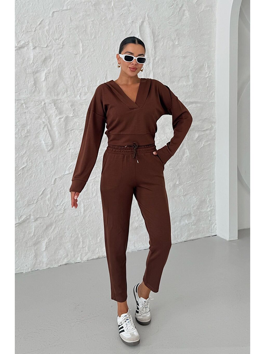 Kadın Kahverengi V Yaka Kapüşonlu Crop Eşofman Modal Kumaş Alt-Üst Takım-7