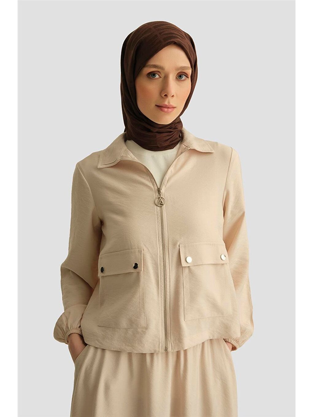 Ekru Çiftlenen Renk Sebebi Ile Kapandı-2