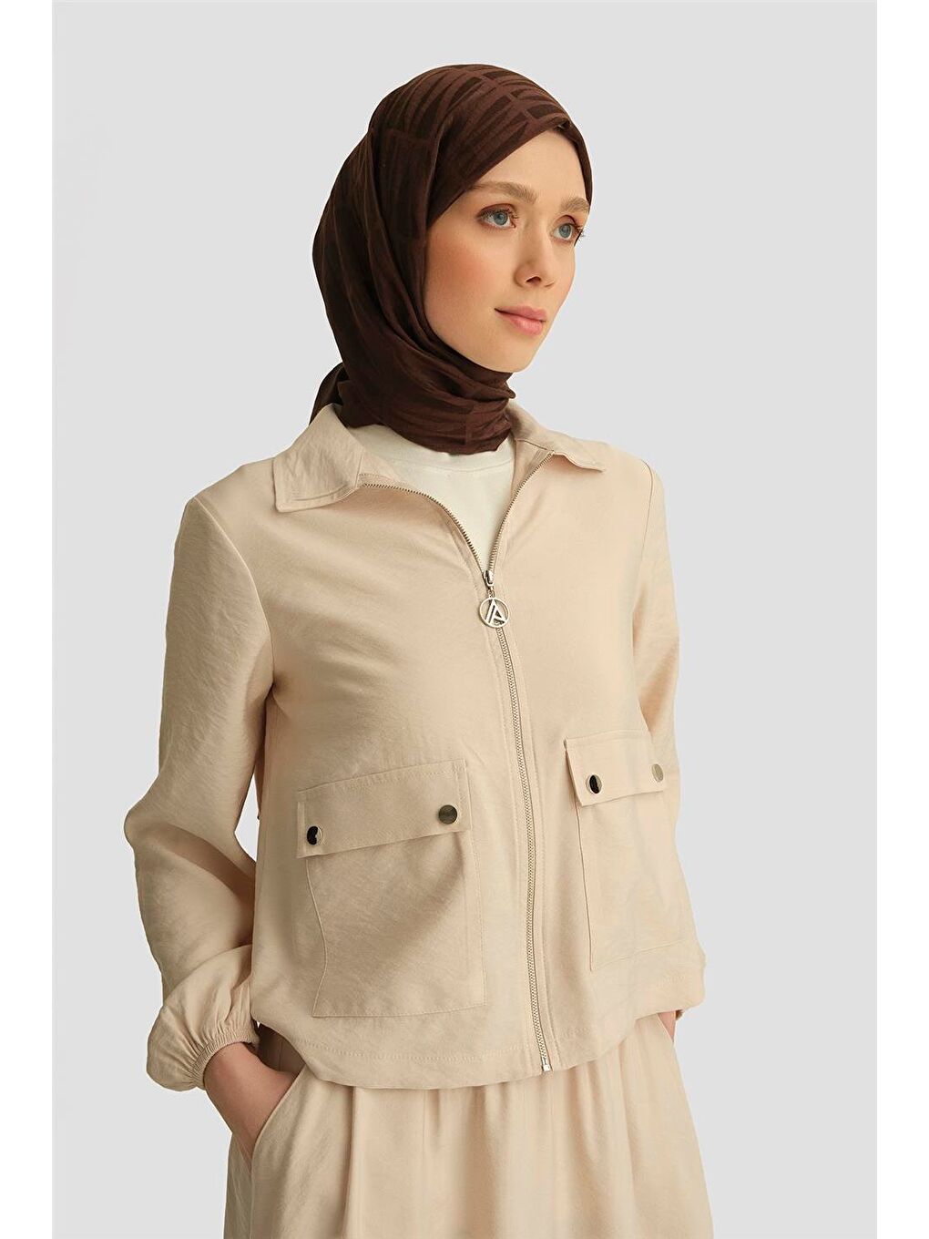 Ekru Çiftlenen Renk Sebebi Ile Kapandı-3