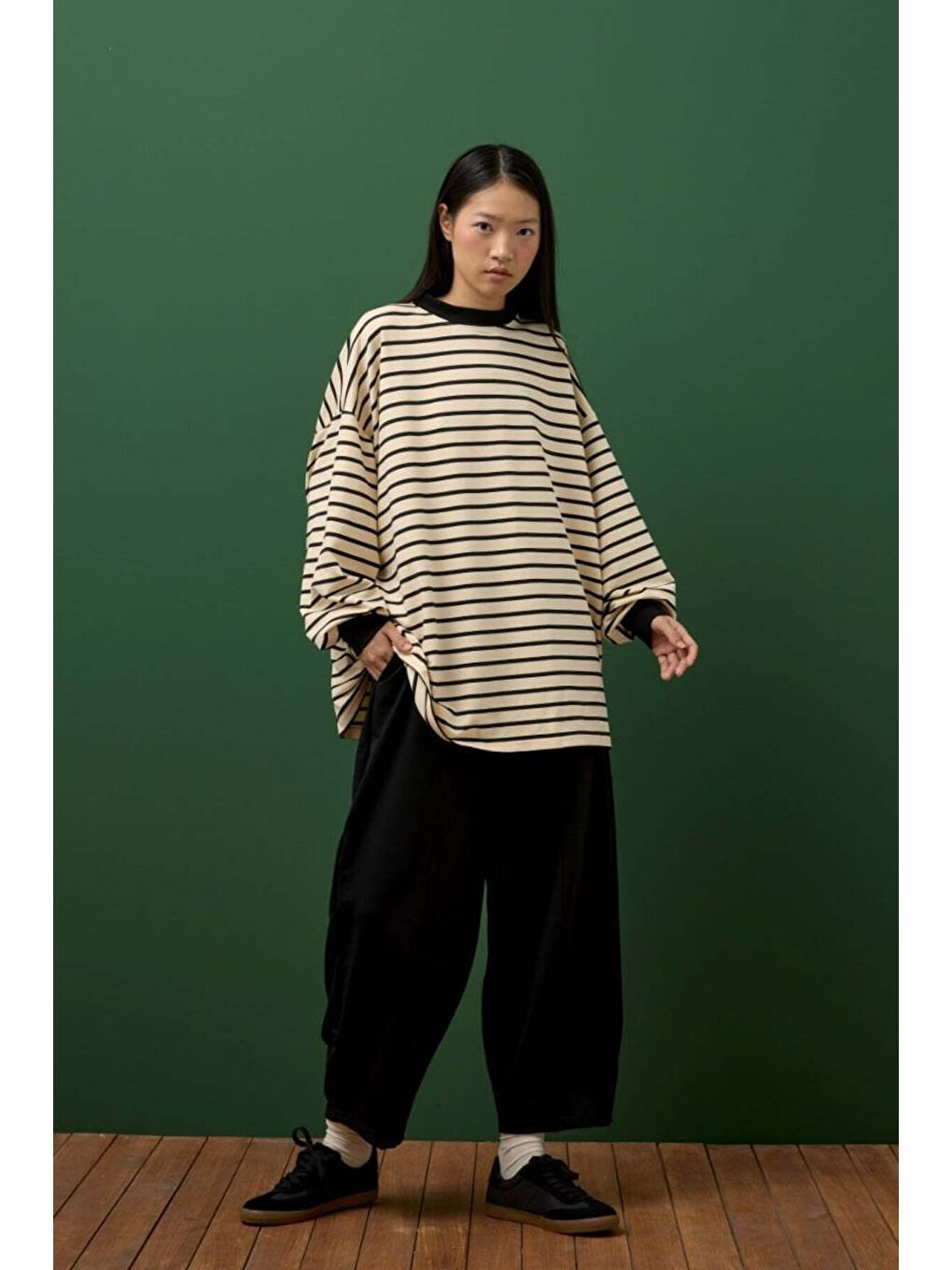 Siyah Çizgili Sweat & Şalvar Pantolon Takım-1