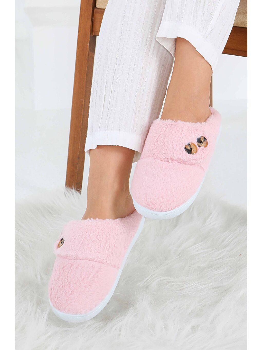 Pembe Kadın Pudra Düğmeli Düz Ev Terliği - 27777-PUDRA-2