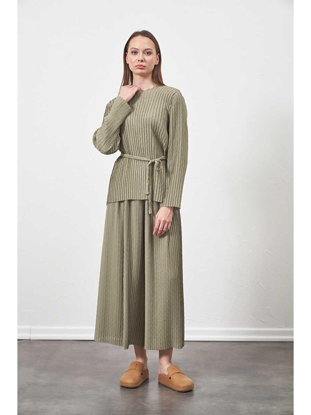 Yeşil Pliseli Pantolon Çağla-4