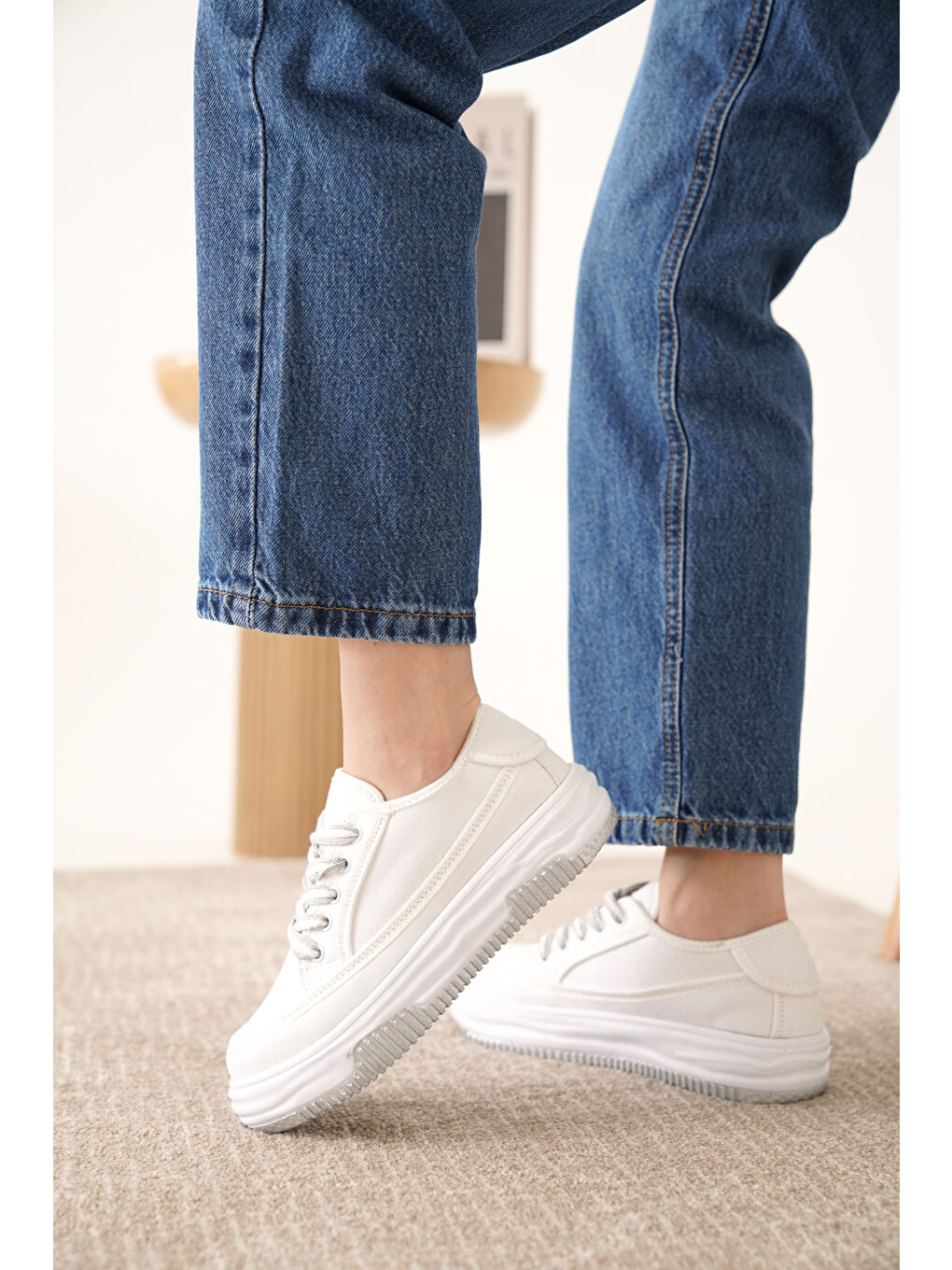 Beyaz D094 Kadın Sneaker Yüksek Taban Bağcıklı Bez Spor Ayakkabı-4