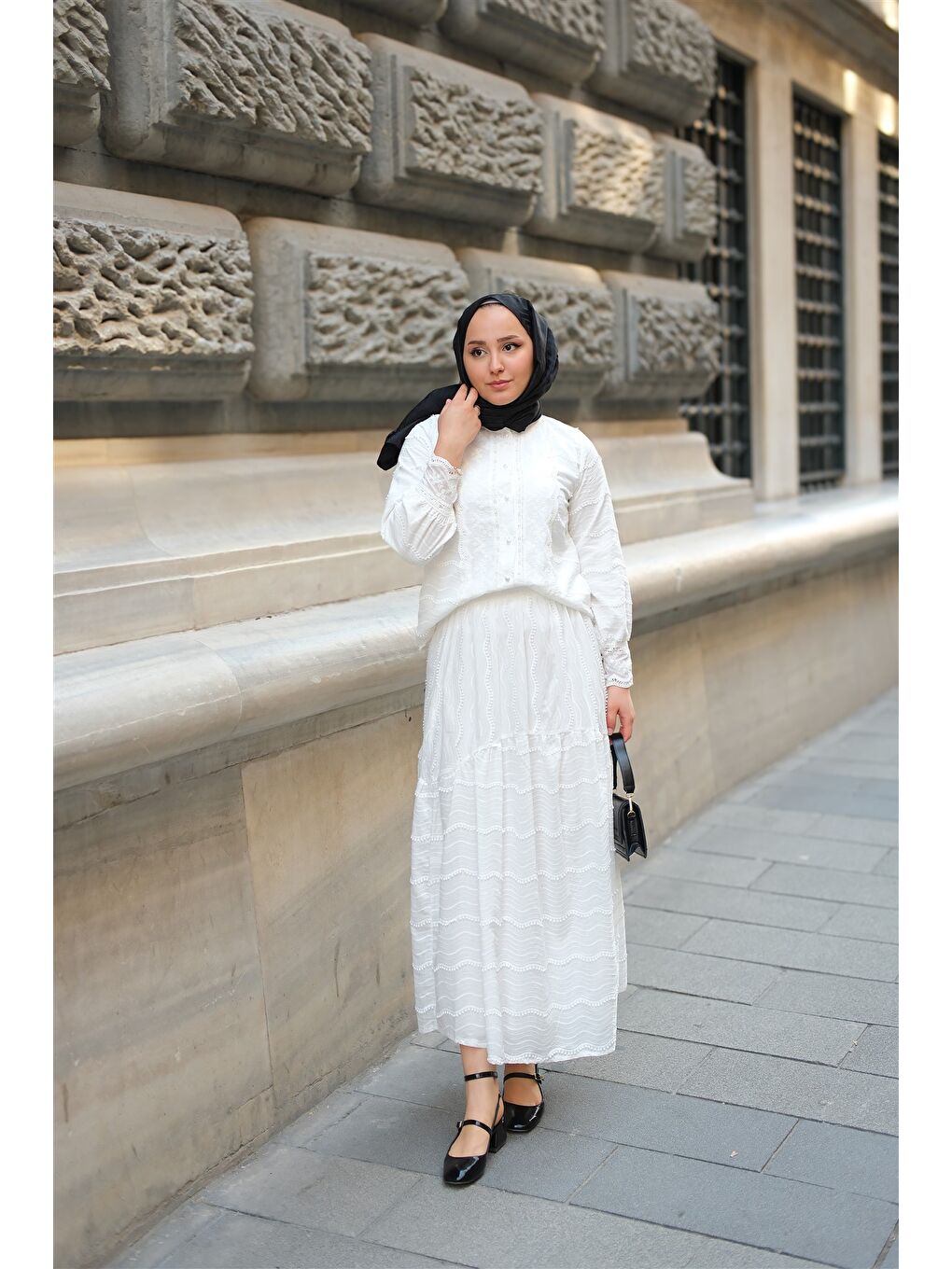 Kadın Güpür Detaylı Takım Beyaz-3