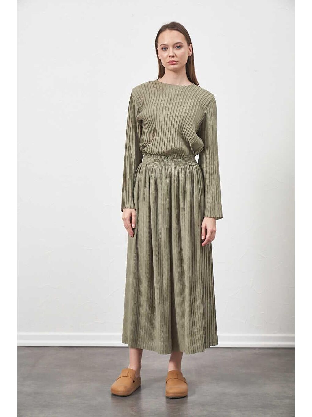 Yeşil Pliseli Pantolon Çağla-5