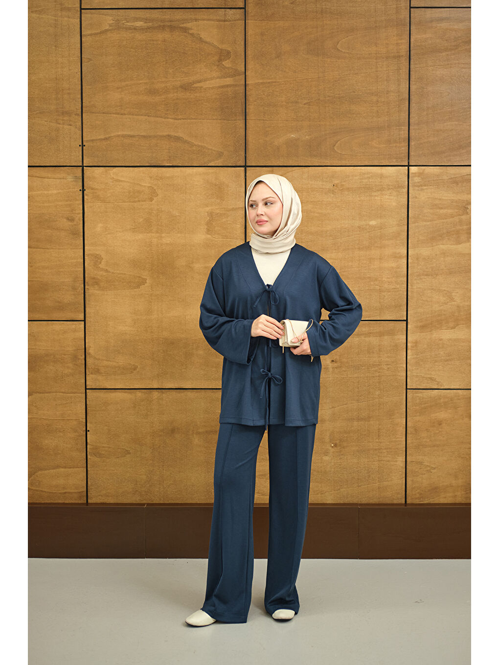 Kadın V Yaka Bağcıklı Regular Viskon Kimono Takım İndigo Mavi-2