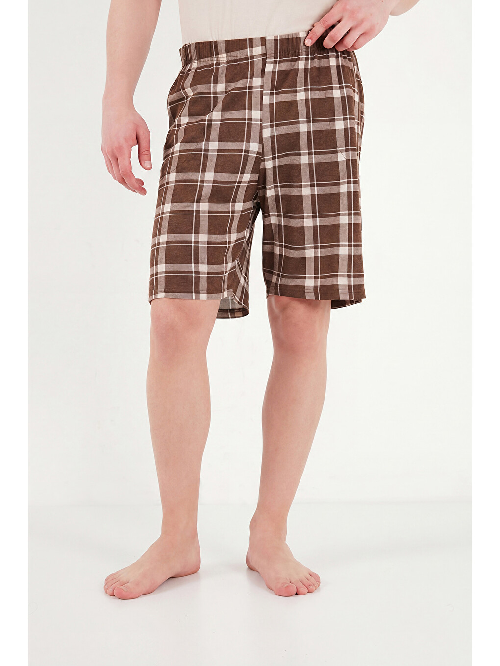 Bej Kareli Pamuklu Regular Fit Şortlu Pijama Takımı 6572022-3