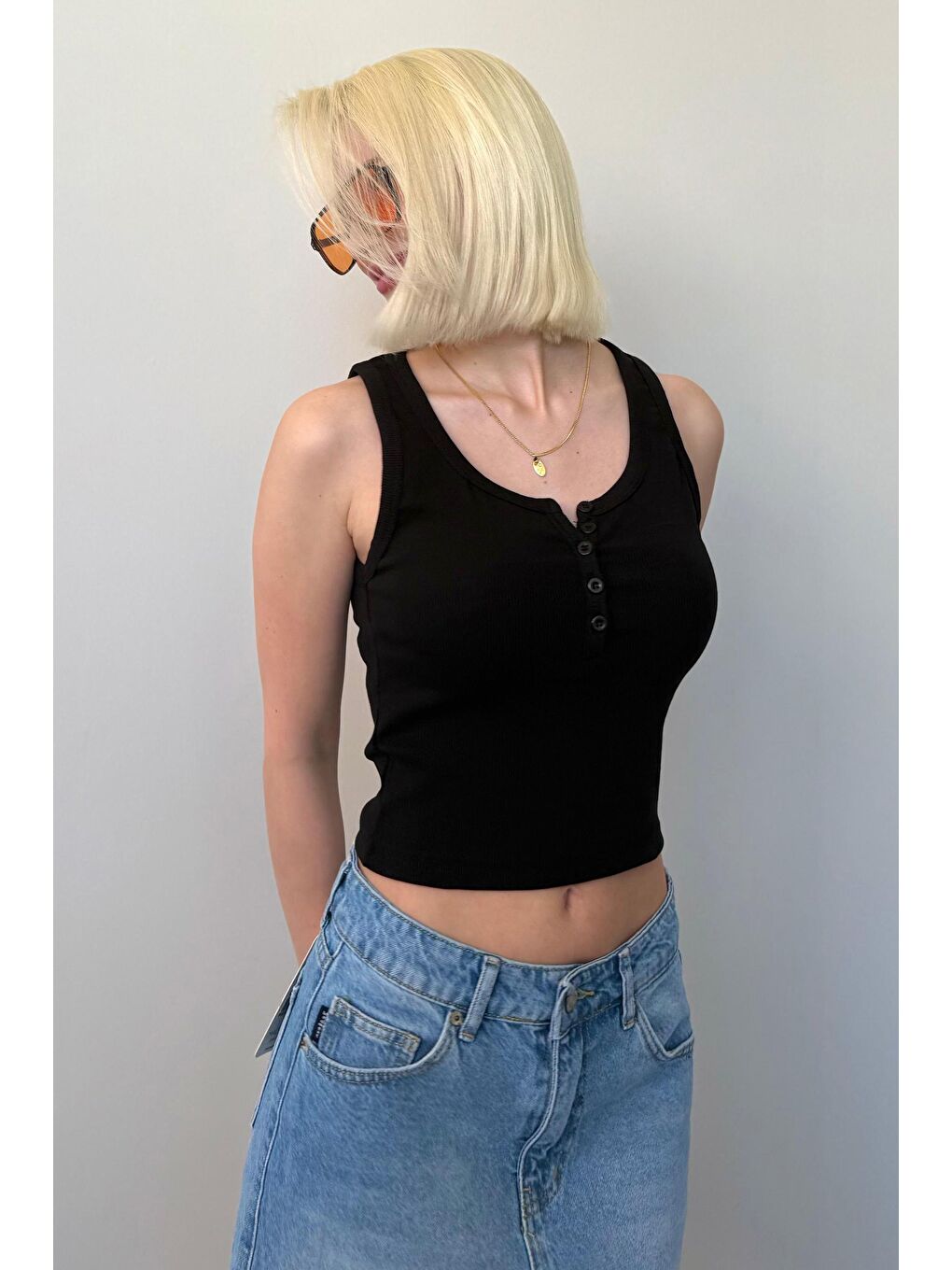 Siyah Önü Düğmeli Fitilli Atlet Mg2453