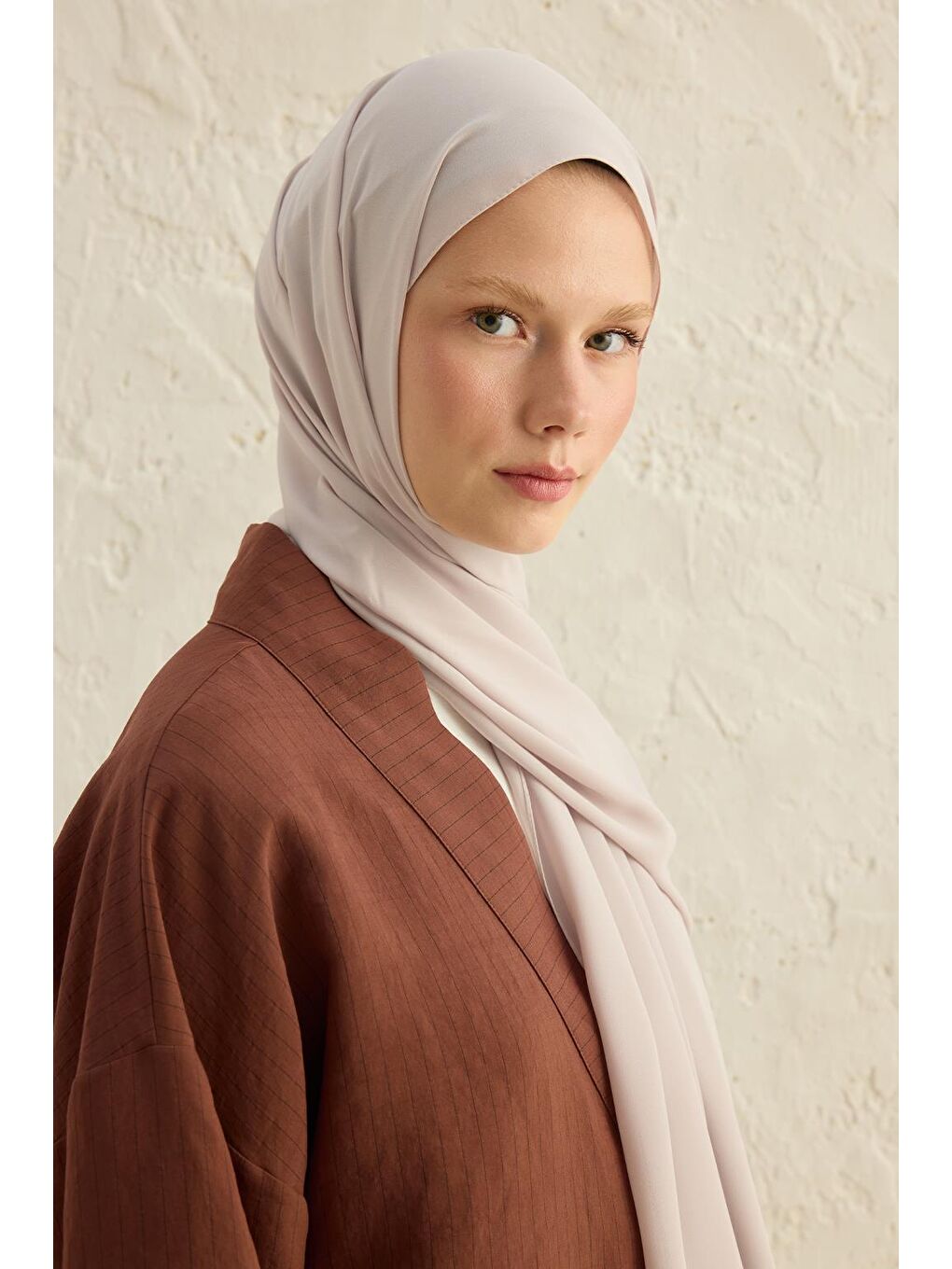 Bej Daily Krep Şal Taş