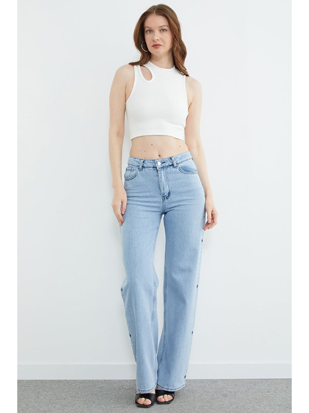 Mavi Yıldız Nakışlı Yüksek Bel Jean