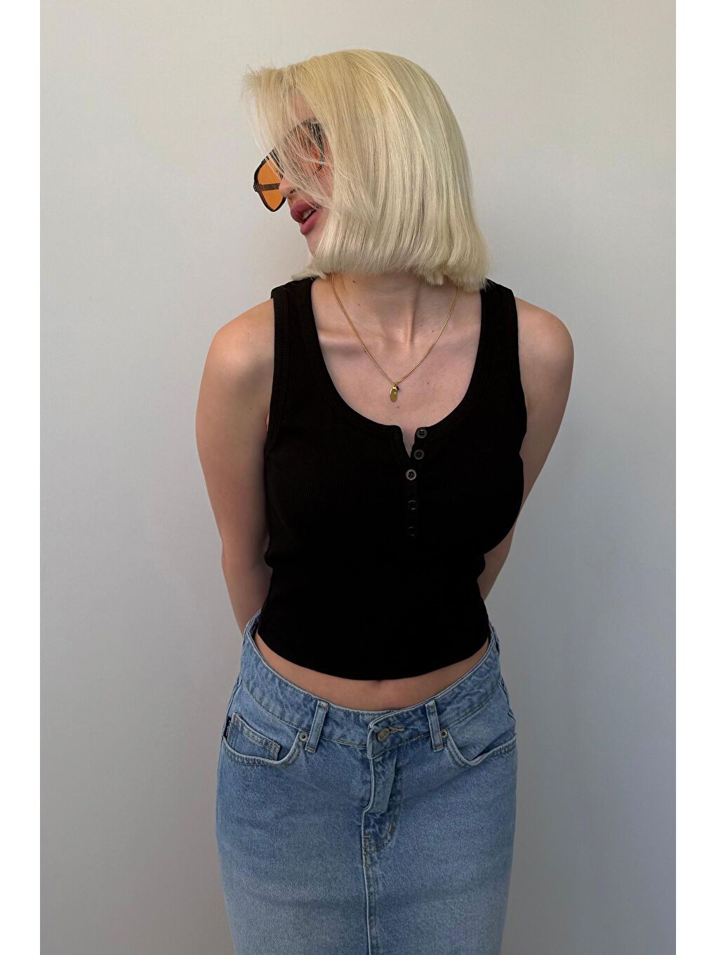 Siyah Önü Düğmeli Fitilli Atlet Mg2453-2