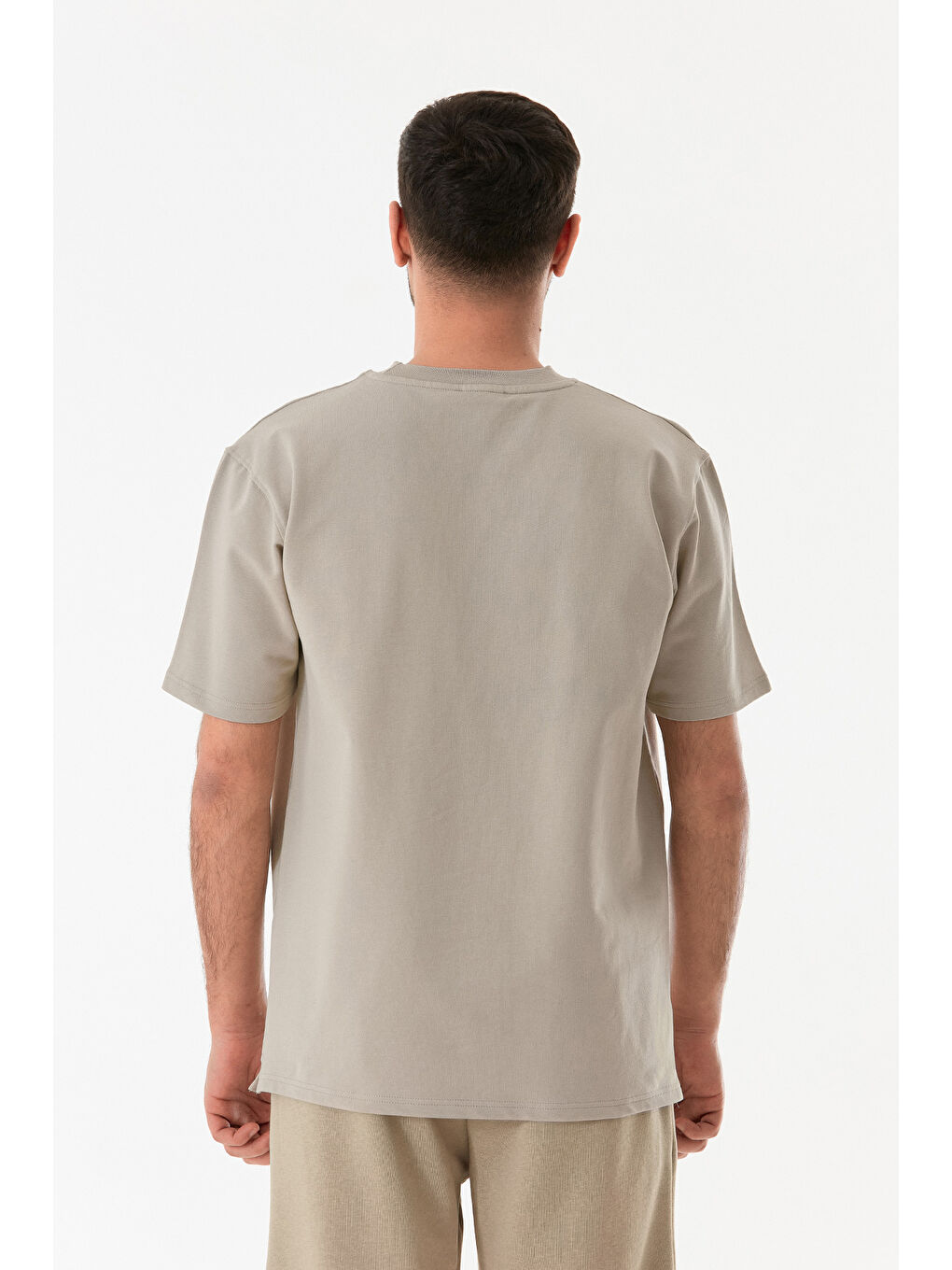 Bej Basic Bisiklet Yaka Tişört-2